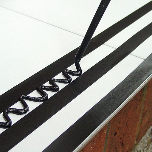 Bandes antidérapantes pour escalier Grip Strip, plastique, grises